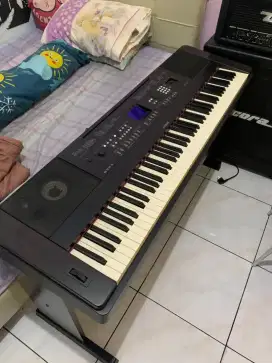 KEYBOARD YAMAHA DGX 650