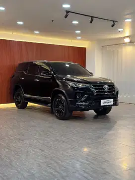 Fortuner 2.8 VRZ GR sort 2024 odo 12 ribuan