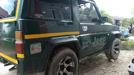 Daihatsu Feroza 1995 Bensin