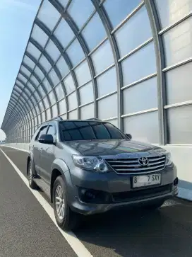 Toyota Fortuner 2011