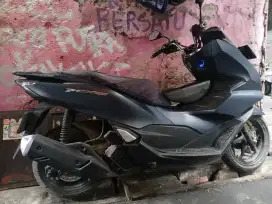 HONDA PCX 160 BIRU