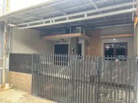 Di sewakan rumah siap huni jati murni pondok melati
