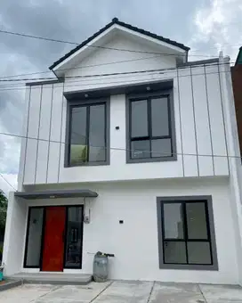 DI JUAL CEPAT RUMAH HOMY SIAP  HUNI DI BINTARO SEKTOR 9 KUCICA MALEO