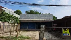 Disewakan Kios Gandeng Murah Pinggir Jalan