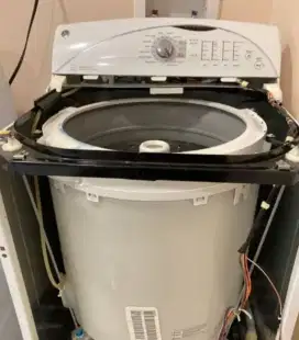 Jasa panggilan service elektronik, maupun mesin peralatan rumah tangga