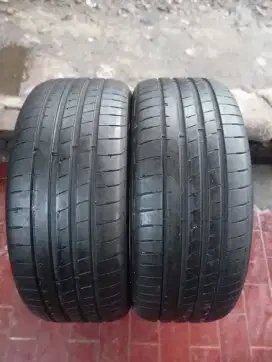Ban copotan mercy Goodyer EAGLE F1 M0E 245/40 R19 80%..2pcs