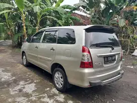 Toyota innova mt bensin km 70 rb.tinggal pake siap TT