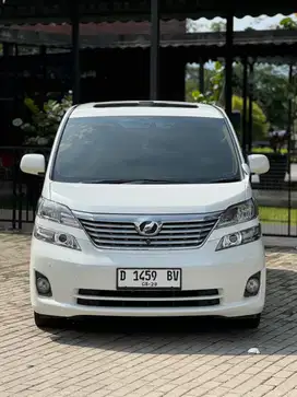 Vellfire Z Premium Sound 2010 LOW KM ANTIK