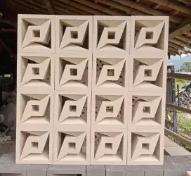 Roster Beton minimalis