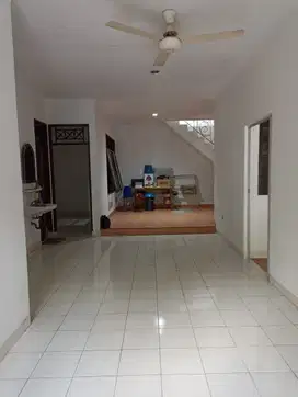 Rumah besar termurah dekat stasiun dan tol di cakung jaktim