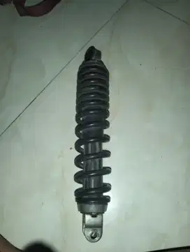 Sokbreker  bekas Honda beat