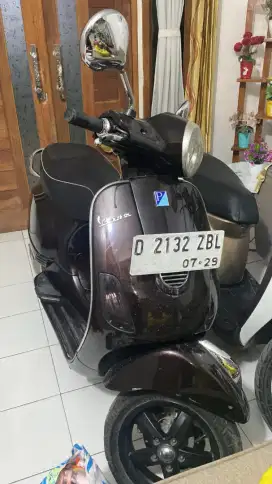 Piaggio LX 125 kmplit pjk isi atas nma sndri