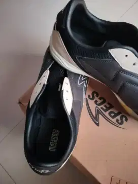 Sepatu bola SPECS metasala nativ 3