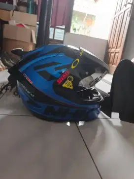 Helm NHK GP 1000 Bekas