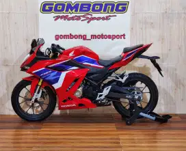 HONDA CBR 150R TRICOLOR 2023