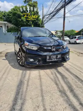 Brio RS at 2021 hitam