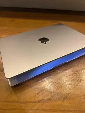Macbook Pro M1 Pro 14inch 16GB/1TB 2021 Mulus Ori Ibox