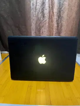 JUAL MACBOOK PRO 2011 13 INCH FREE MONITOR