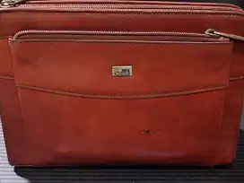 Clutch Condotti Original - Preloved
