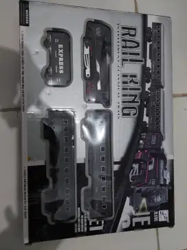 Mainan anak miniatur kereta railking rel