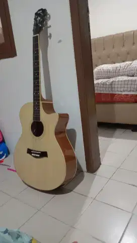 Jual Cepat Gitar Akustik Elektrik