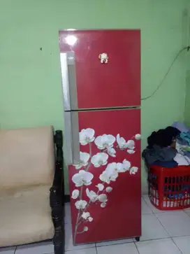 Jual kulkas Aqua 2 pintu