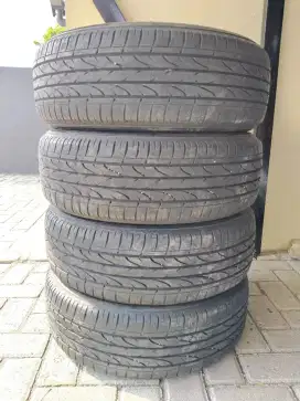Ban 215/60 R17 4pcs
