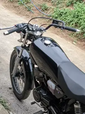 Di jual cepat motor yamaha rx-king istimewa