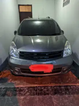 Grand Livina 2011 MT