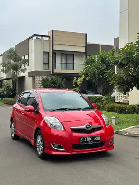YARIS S manual 2011