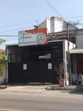 Dijual Rumah + Ruko Pusat Kota Tulungagung