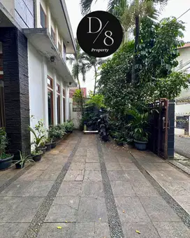 FOR SALE : KEBAYORAN BARU. RUMAH 2 LT SIAP HUNI, DEKAT SENOPATI AREA