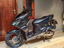 KM 10 RB ! NEW VARIO 160 CBS GRESS FULL ORISINIL JARANG PAKAI EX IBU²
