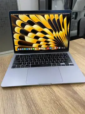 MacBook Pro 2020 i5 16/1 TB _13 inch Touchbar