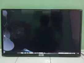 TV TCL 32inch LED pecah tapi yang lainnya masih fungsi