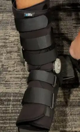 Ankle ROM. Merk elife. Orthopedic boots