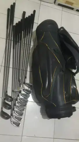 Jual tongkat golf ada 13biji fiber semua