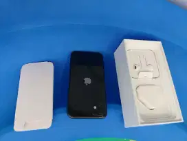 Iphone 11 64gb aktif sekali