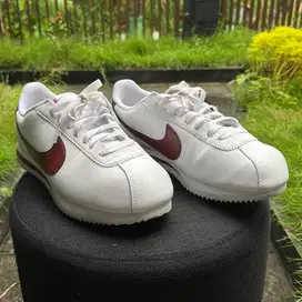 Sepatu NIKE Cortez