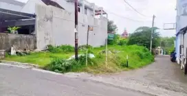 Dijual Tanah 2 muka strategis UNS L:146m
