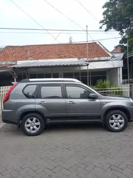 Nissan X-Trail 2010 Bensin