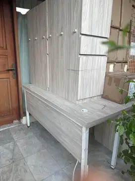 MEJA KANTOR L BEKAS PLUS LEMARI