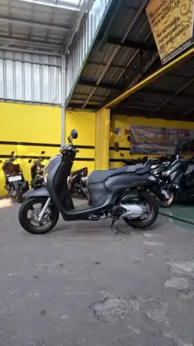 HONDA SCOOPY PRESTIGE 2024 KM RENDAH