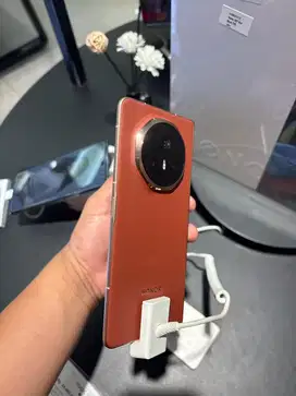 Honor Magic V3 Silk Brown