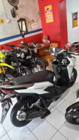 VARIO 125 2021 DP PROMO HANYA 1 JUTA UNIT GRESS PLAT DKI SELATAN