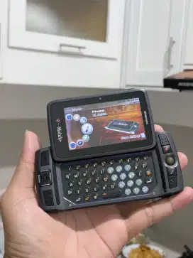 T_Mobile SideKick LX 2009 Sharp HP Jadul Langka Unik