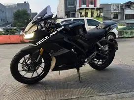 YAMAHA R15V3 2021