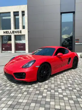 Porsche Cayman 2013 Low KM merah 918