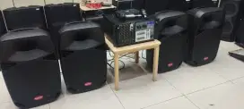 Baru beli 1 bulan jual butuh speaker Baretone 6jt full set