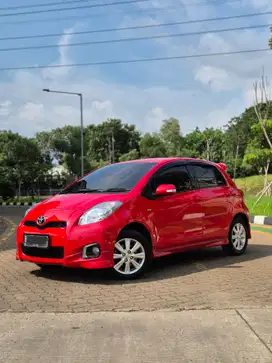Toyota Yaris S Limited AT 2012